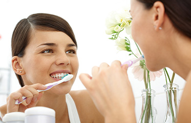 6 Habits That Are Bad for Your Oral Health